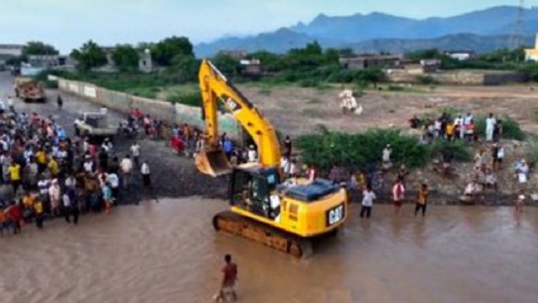 Devastating Floods in Yemen: 33 Lives Lost, Dozens Missing Amidst Chaos