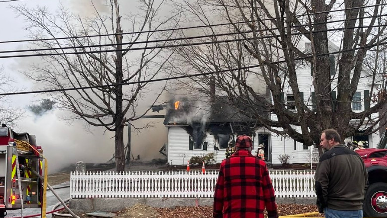 Heroic Firefighters Knock Down 4th Alarm Blaze in Dunstable